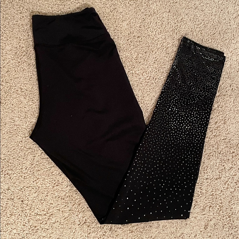 Z by Zella black leggings size XL silver metallic dots at bottom of leg